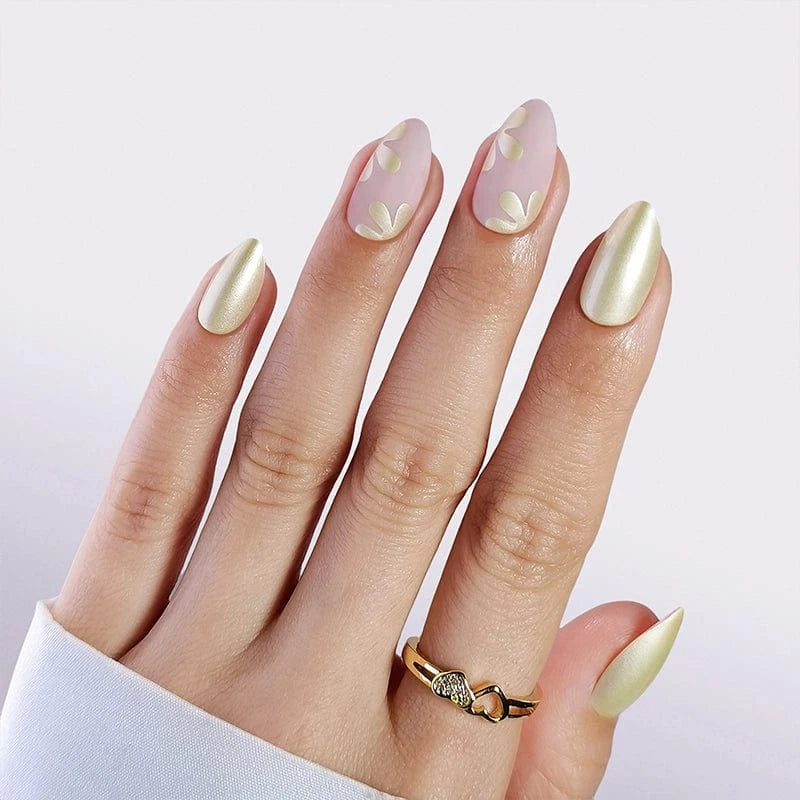 Holy Grail Nail press on Pearl Flower  - Soft Gel Press Ons (Short Almond)
